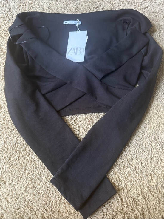 Zara Tops - Zara Black Ribbed Wrap Top
